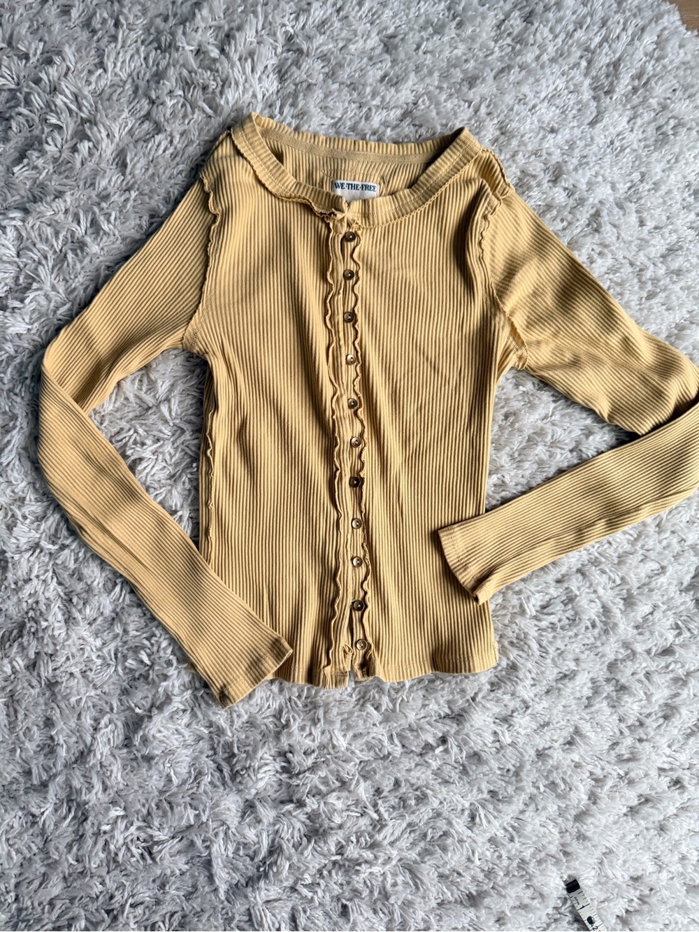 Free People We The Free Ribbed Button Front Henley Top Medium Golden Wheat